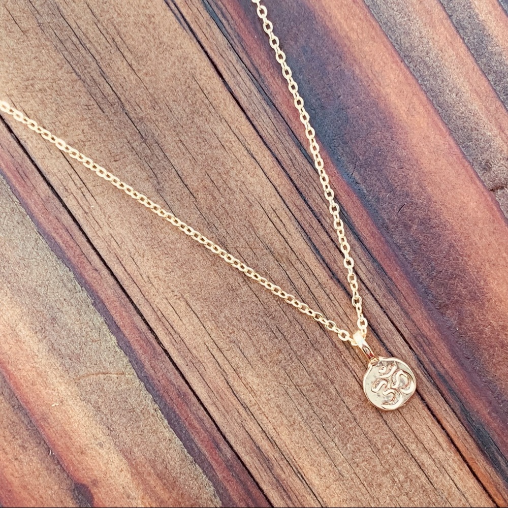 MIND, BODY, AND SPIRIT  ♡ Gift Necklace - Picture 3 of 6